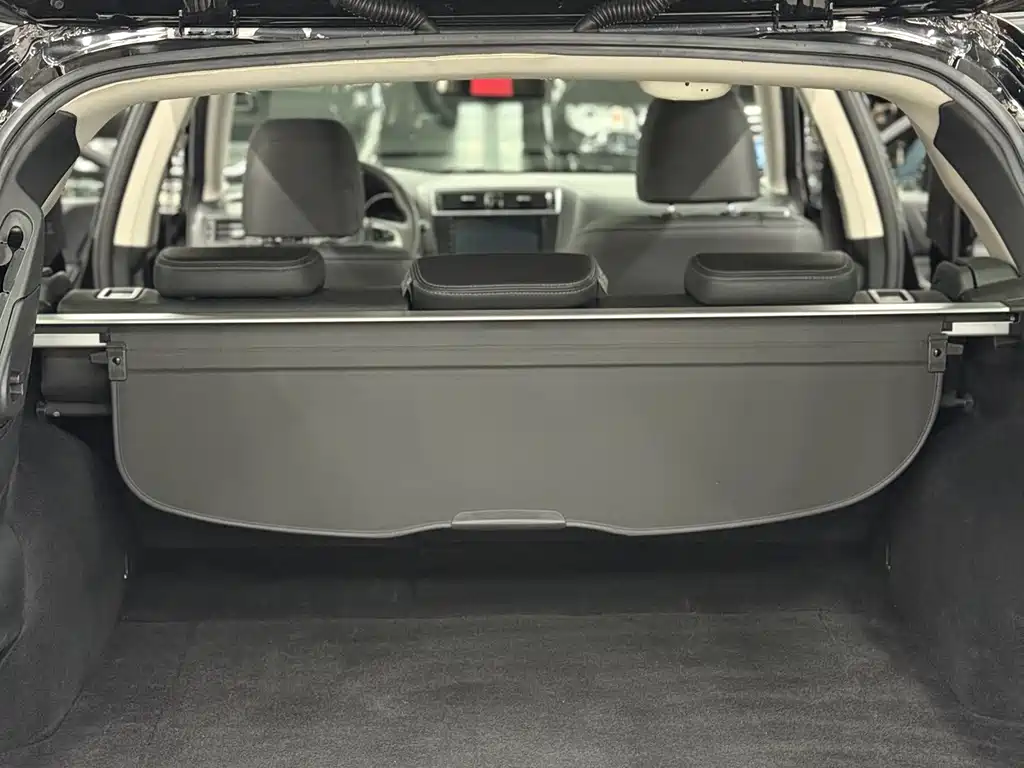 Subaru Outback 2017 — фото 17