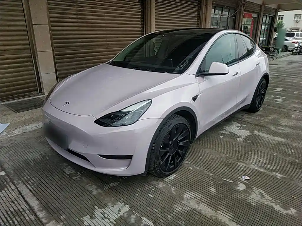 Tesla Model Y 2022 — фото 2