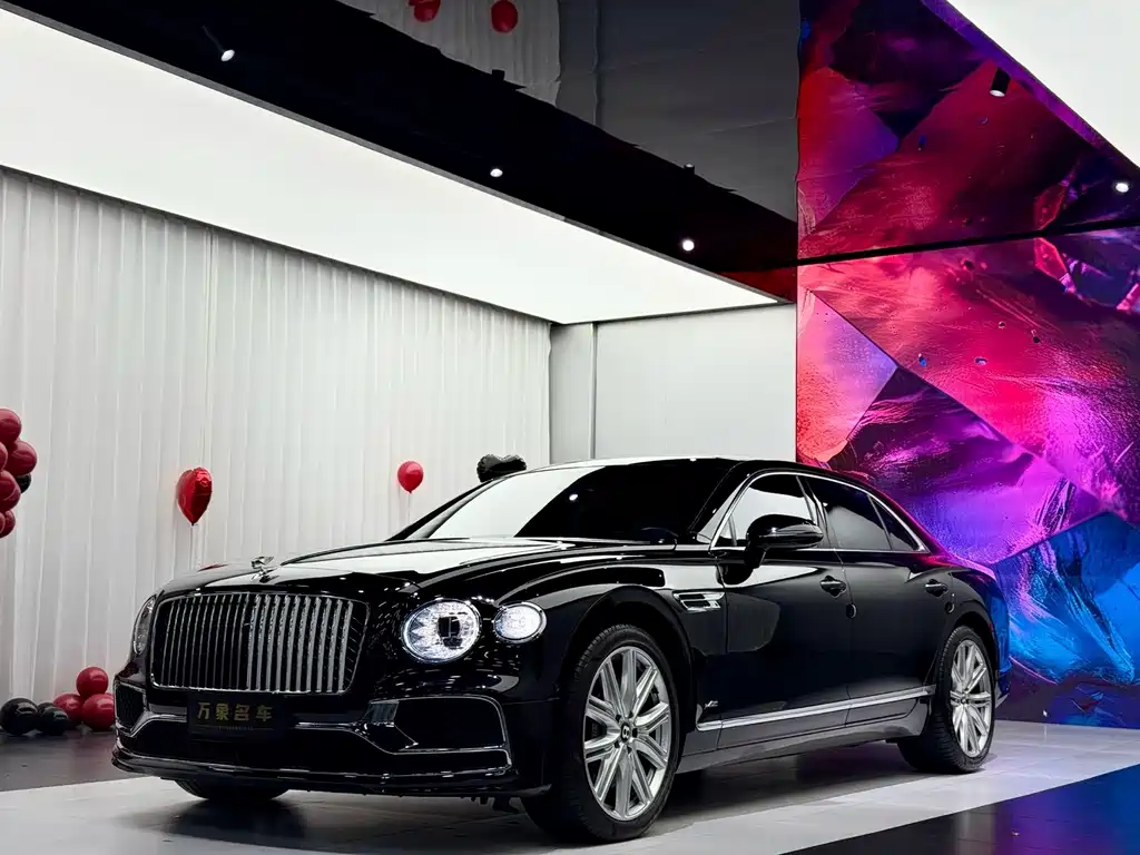 Bentley Flying Spur 2021 — фото 1