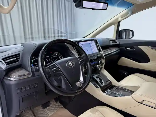 Toyota Vellfire 2020
