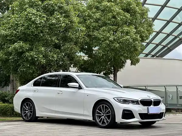 BMW 3 Series 2021
