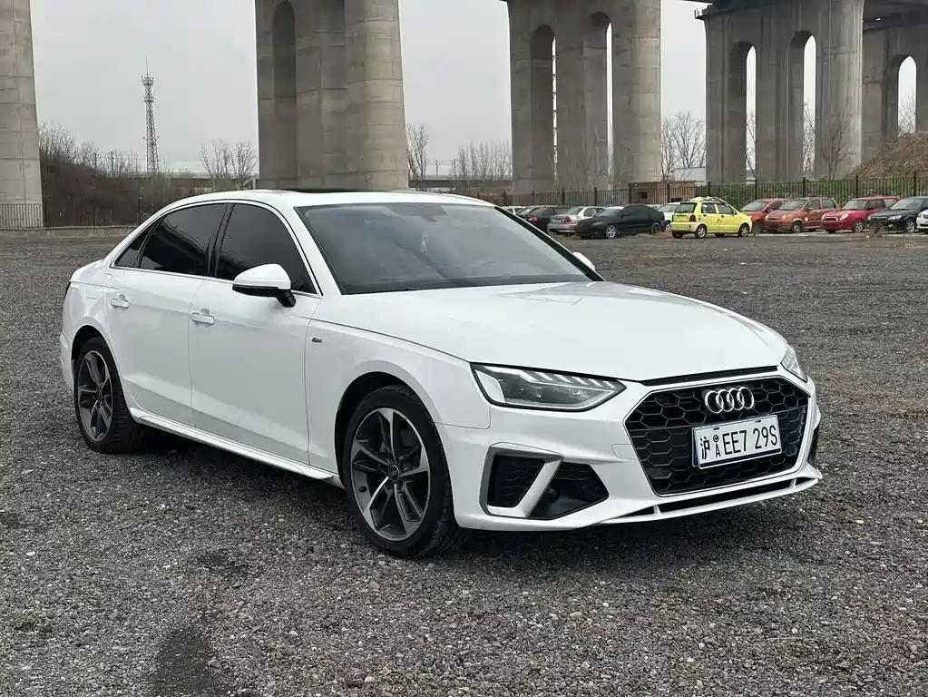 Audi A4L 2023 — фото 2
