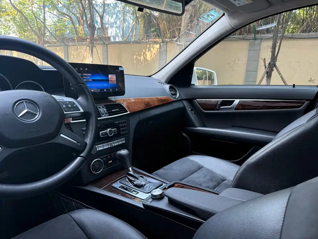 Mercedes-Benz C-Class 2014 — фото 14