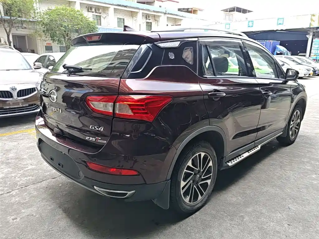 GAC Motor Trumpchi GS4 2016 — фото 7