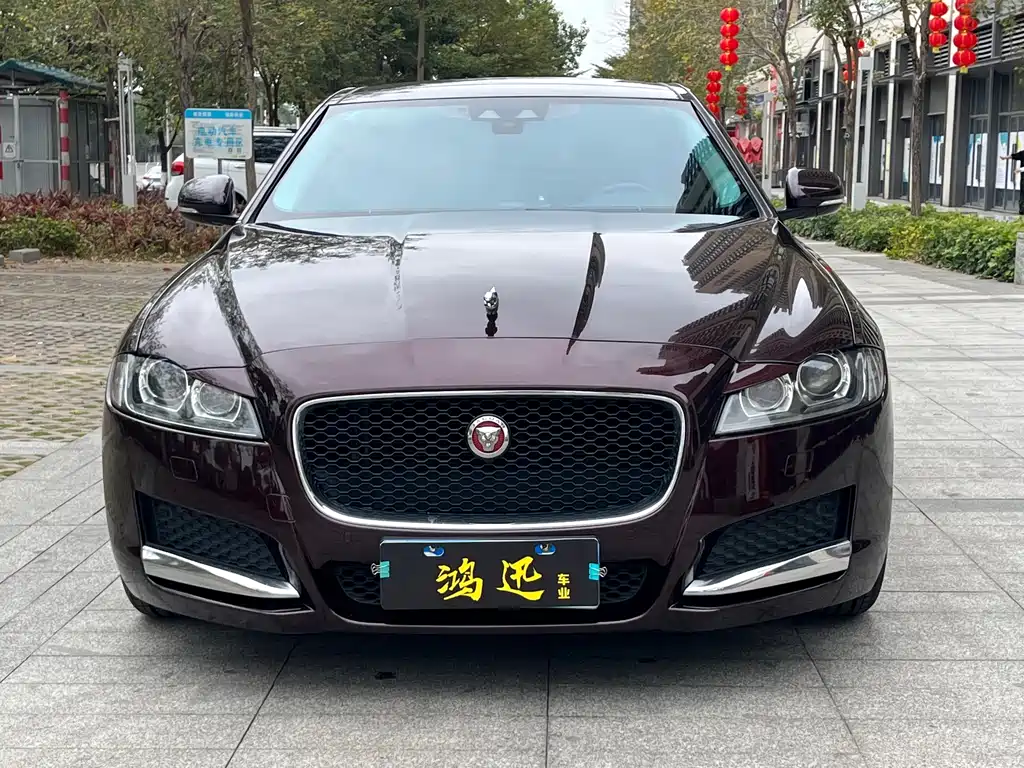 Jaguar XFL 2017 — фото 2