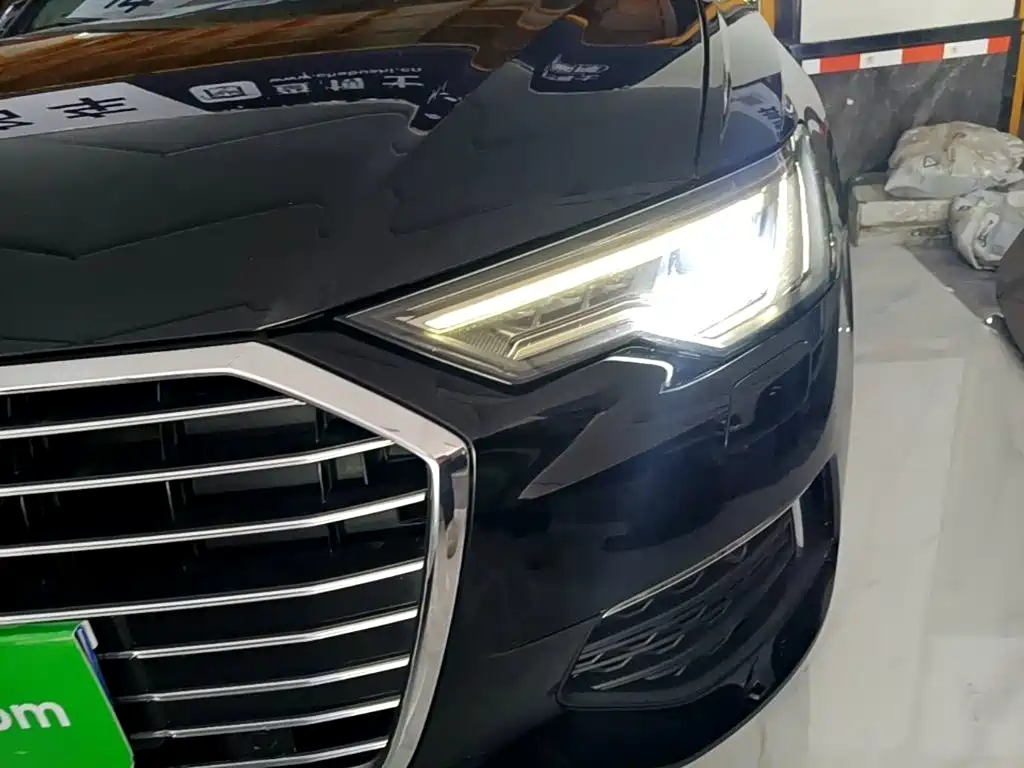 Audi A6L 2021 — фото 24