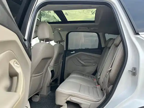 Ford Kuga 2013