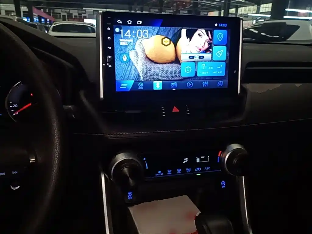 Toyota Wildlander 2021 — фото 10