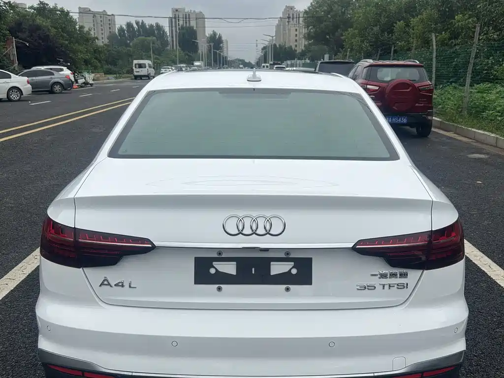 Audi A4L 2022