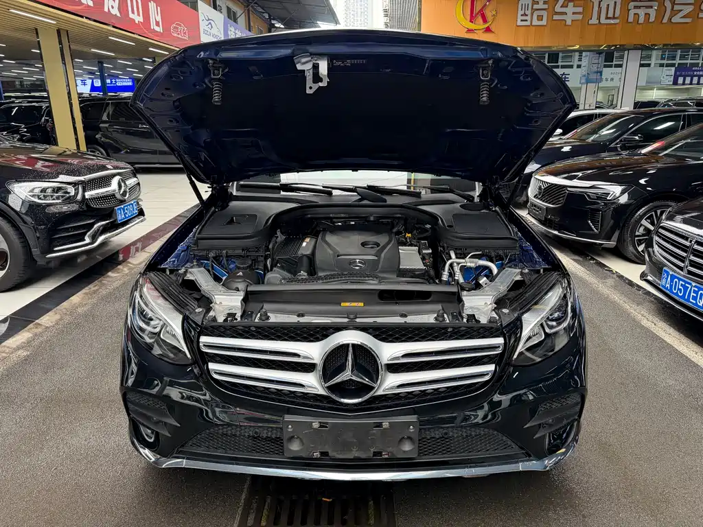 Mercedes-Benz GLC 2018 — фото 30