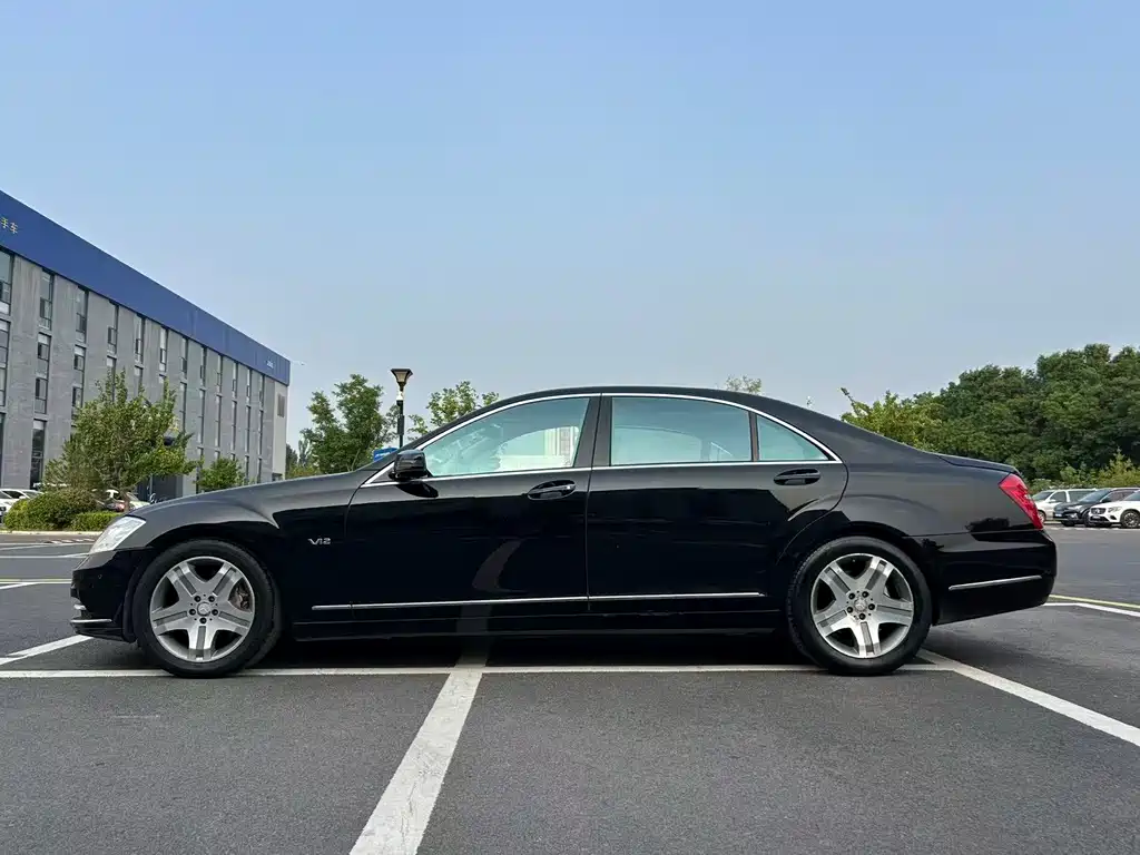 Mercedes-Benz S-Class 2010 — фото 17