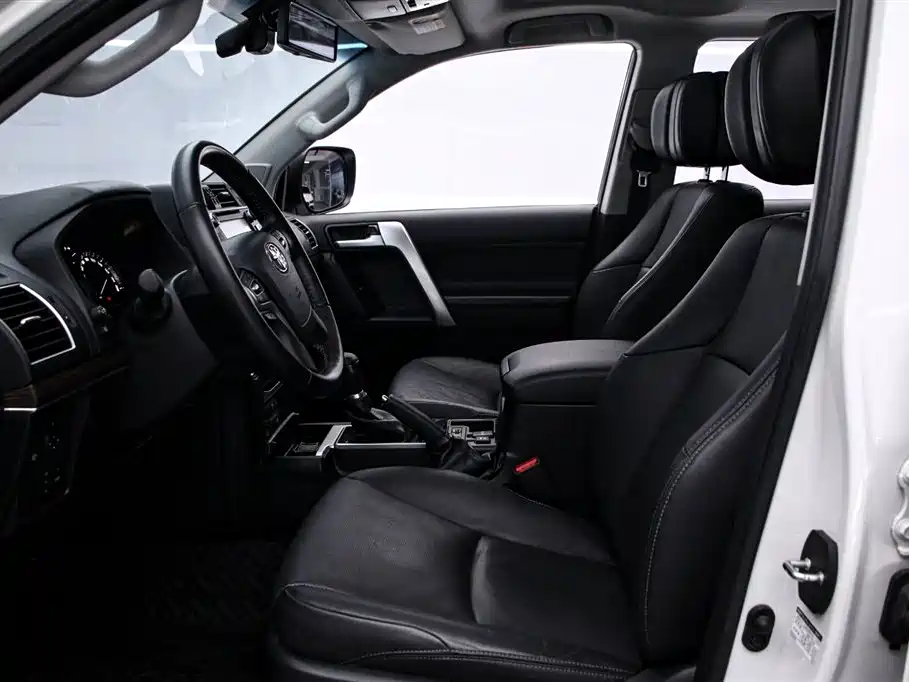 Toyota Prado 2020 — фото 12