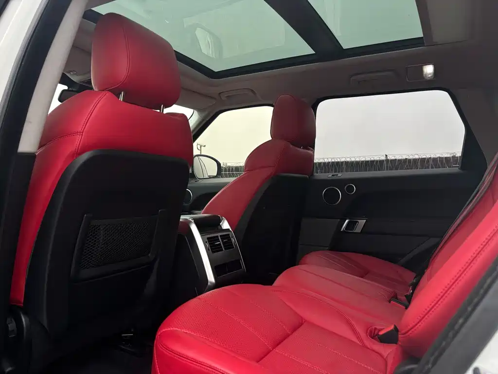 Land Rover Range Rover Sport 2017 — фото 13
