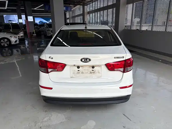 Kia K2 2016