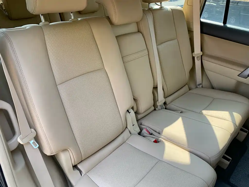 Toyota Prado 2016 — фото 30