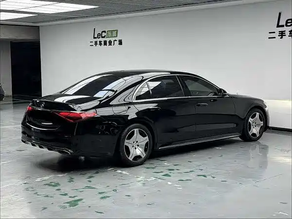 Mercedes-Benz S-Class 2022