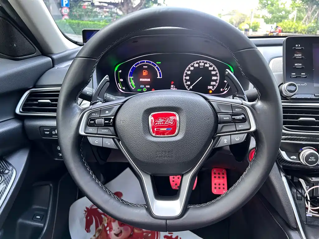Honda Accord 2020 — фото 16