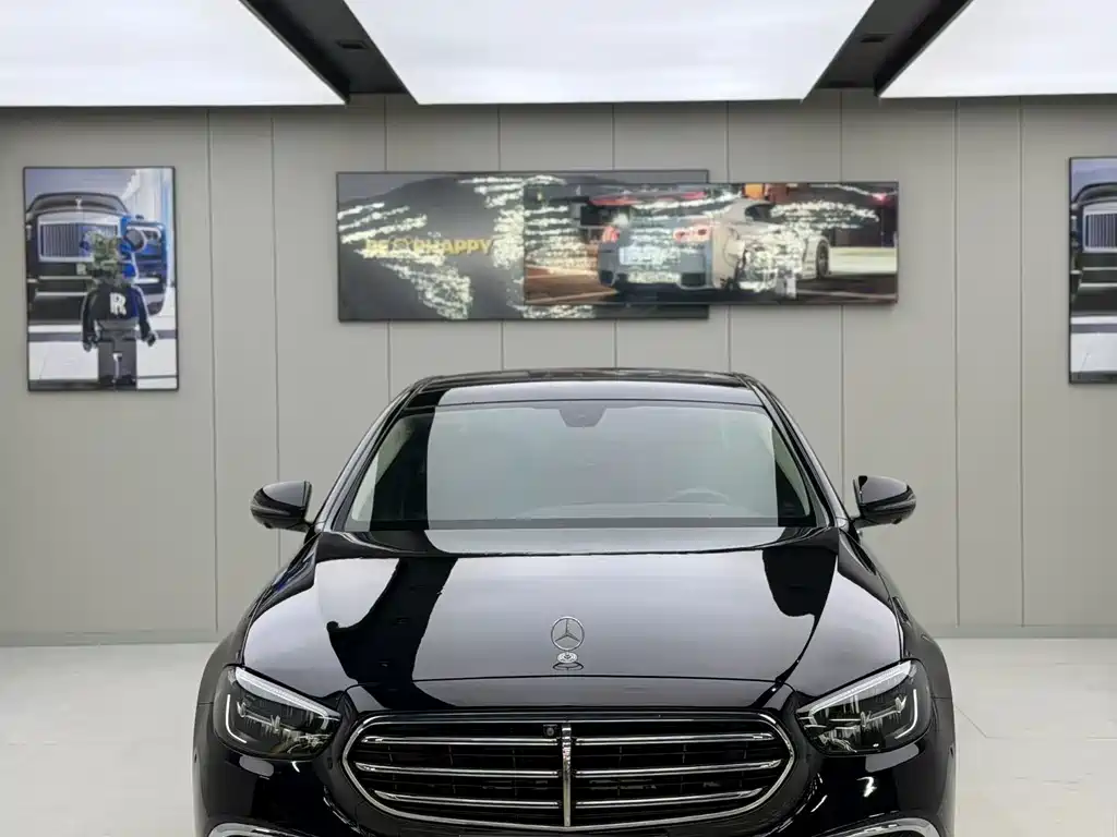 Mercedes-Benz E-Class 2022 — фото 2