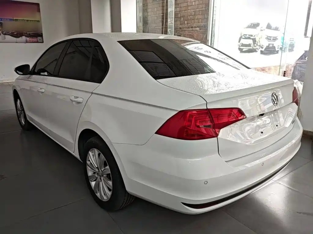 Volkswagen Bora 2021