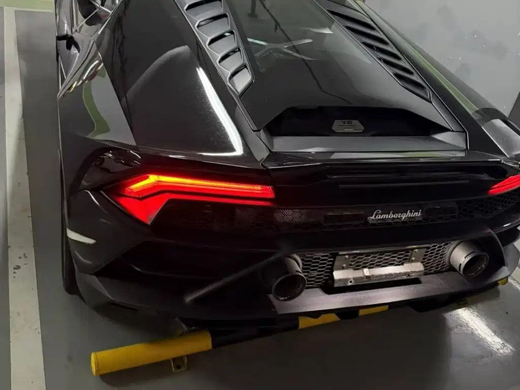 Lamborghini Huracán 2021 — фото 3