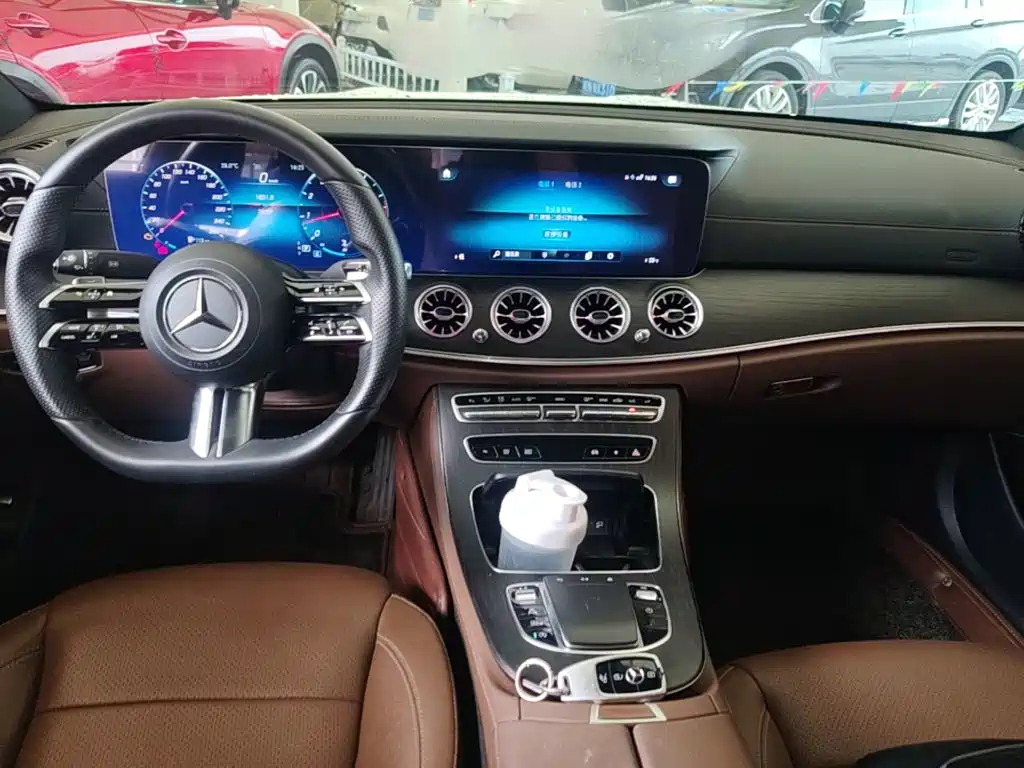Mercedes-Benz E-Class 2021 — фото 10