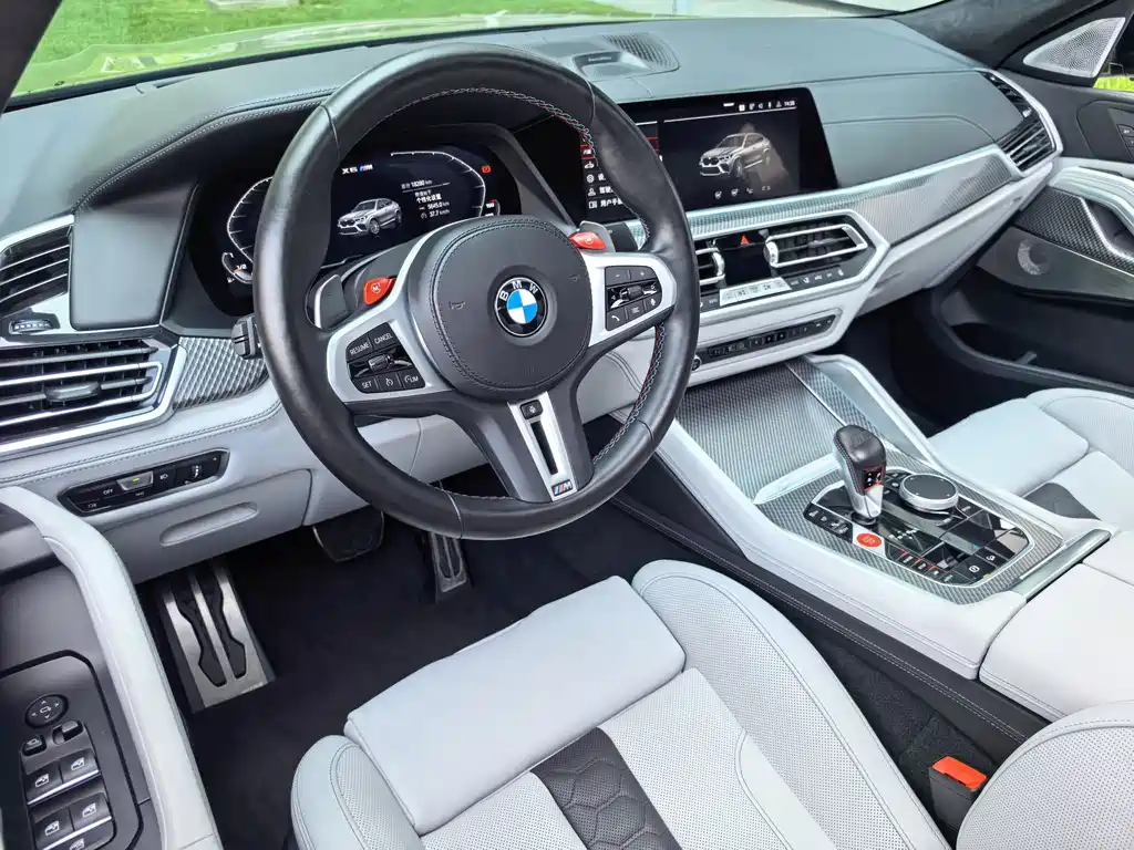 BMW X6 M 2022 — фото 25