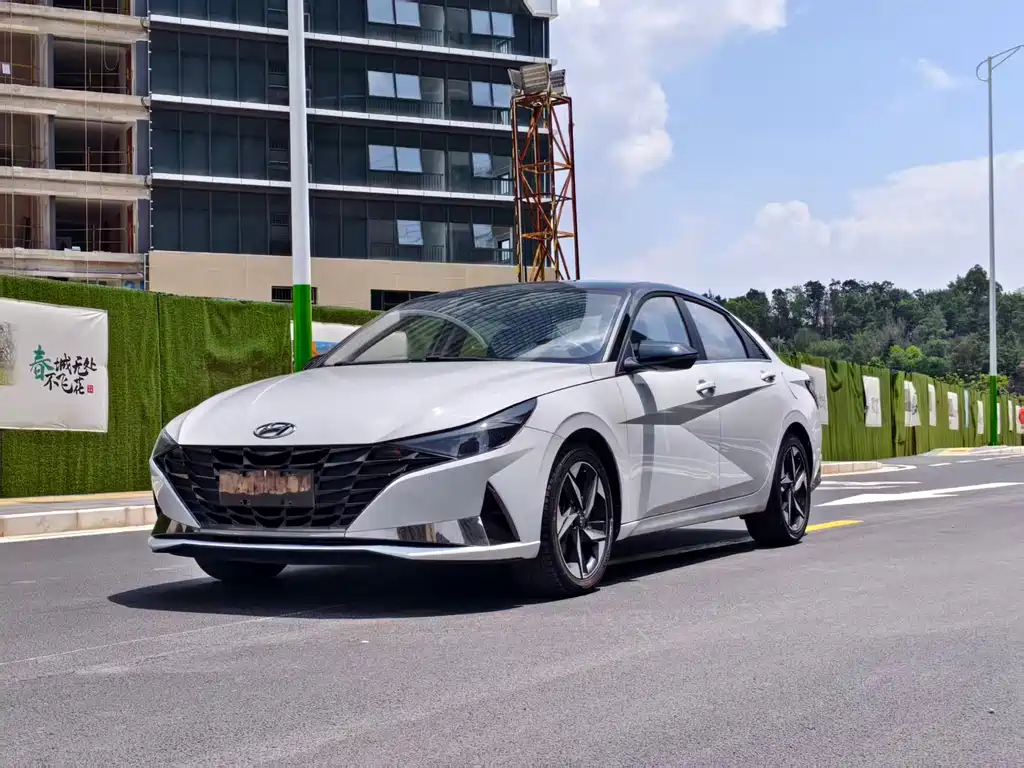 Hyundai Elantra 2020