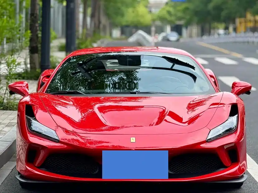 Ferrari F8 2022 — фото 1