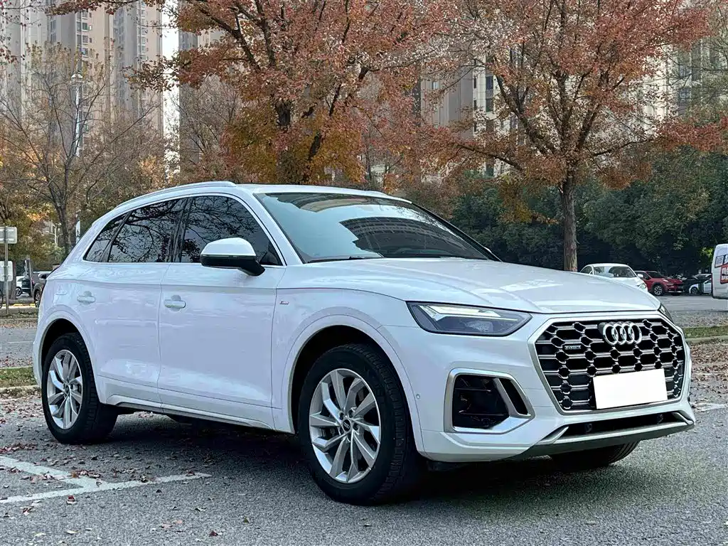 Audi Q5L 2022 — фото 9