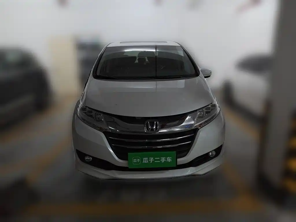 Honda Odyssey 2017 — фото 24