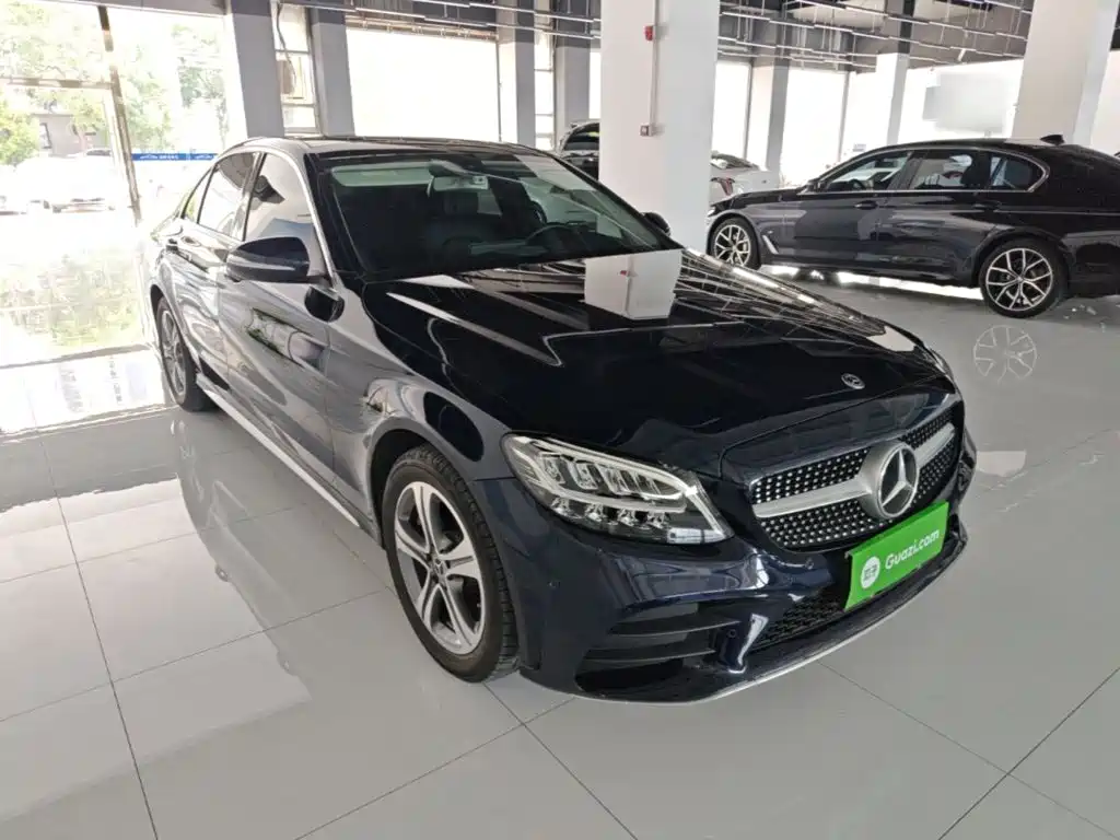 Mercedes-Benz C-Class 2019