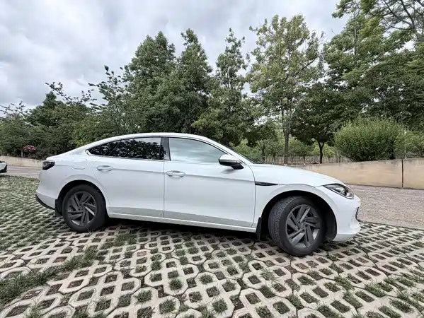 Volkswagen Lamando 2023