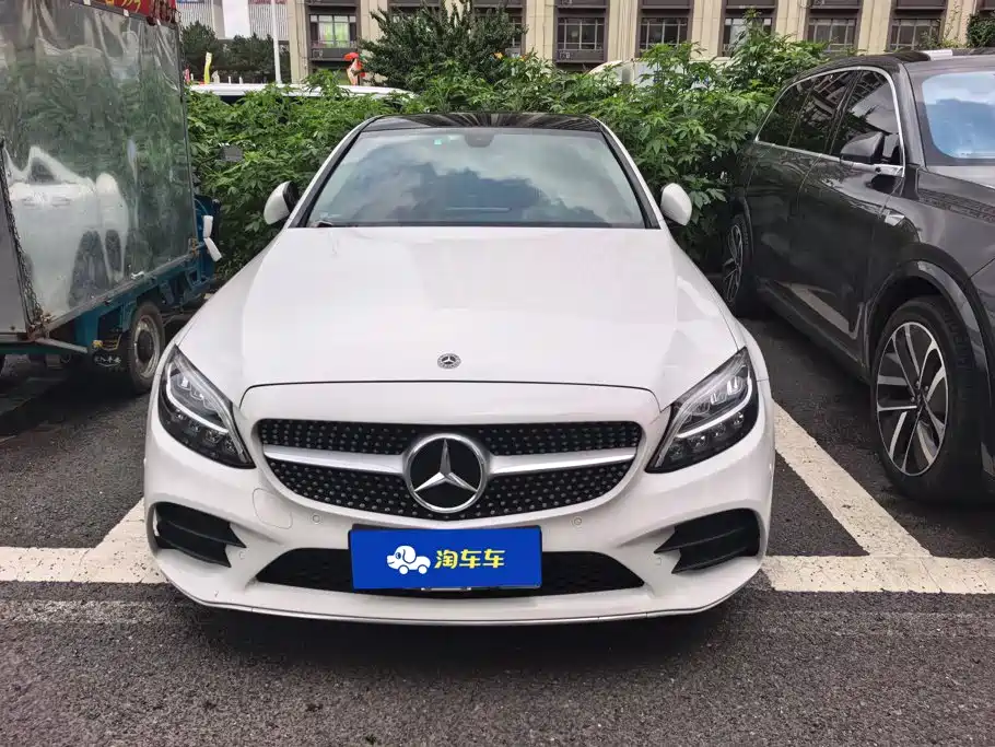 Mercedes-Benz C-Class 2021