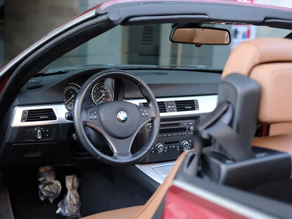 BMW 3 Series 2011 — фото 57