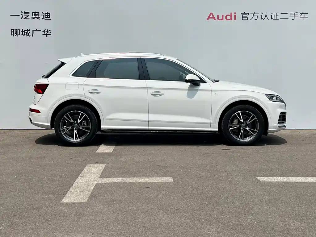 Audi Q5L 2020 — фото 3