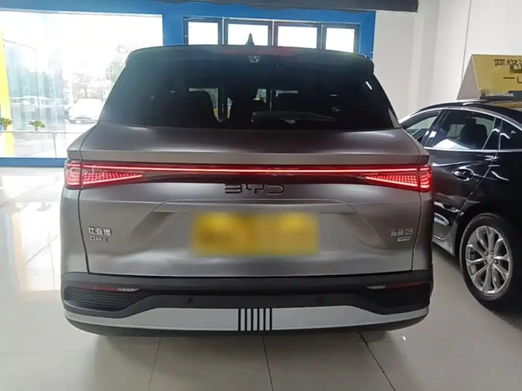 BYD Seal 05 DM-i 2025 — фото 6
