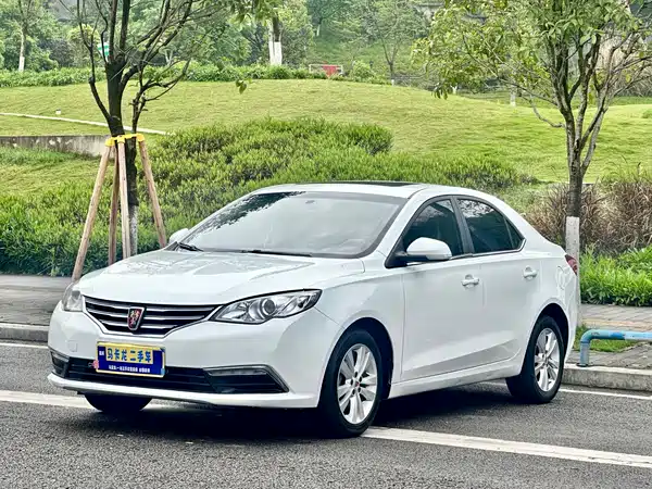 Roewe 360 2015