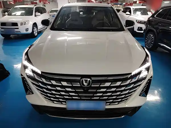 Changan UNI-Z 2024