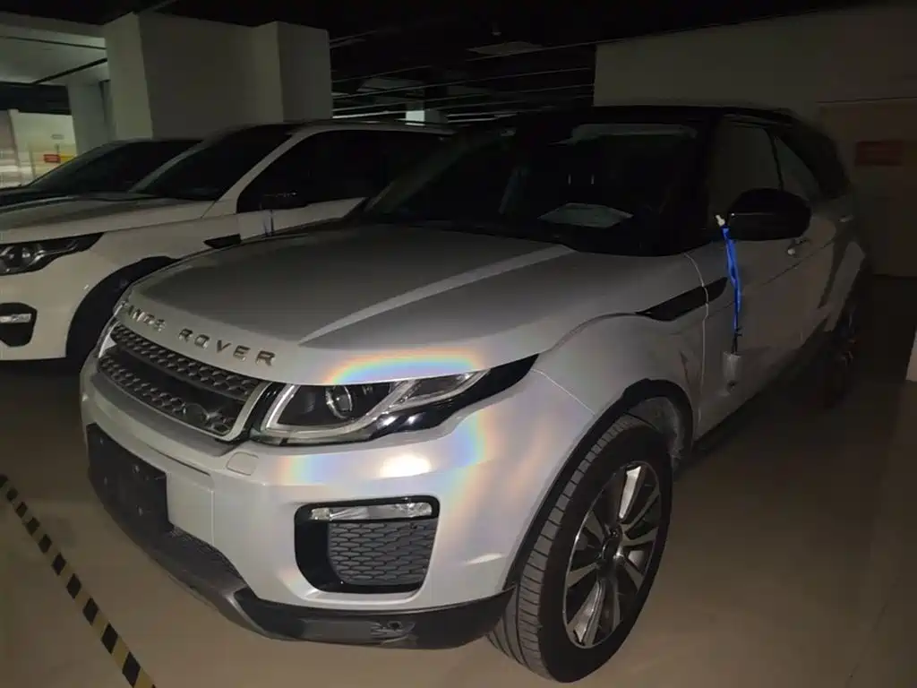 Land Rover Evoque 2018 — фото 2