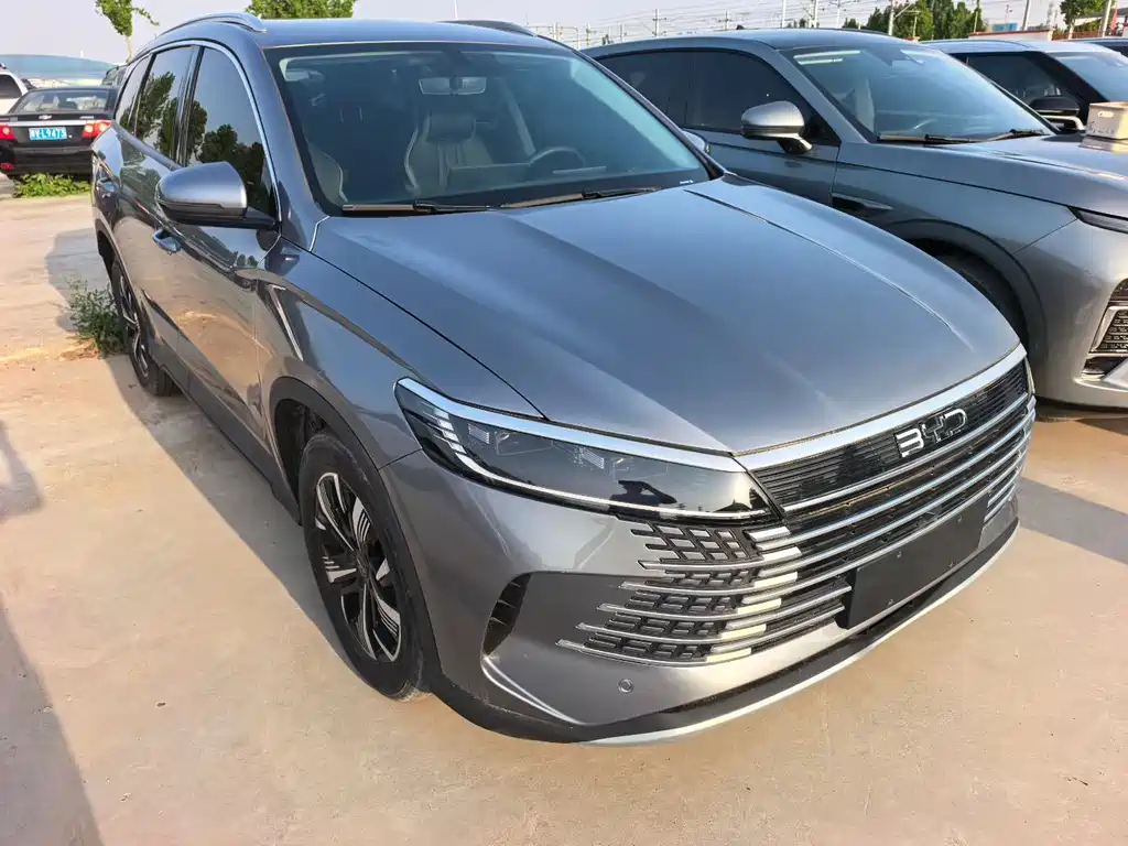 BYD Seal 05 DM-i 2025 — фото 3