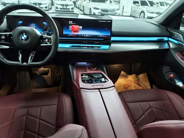 BMW 5 Series 2024