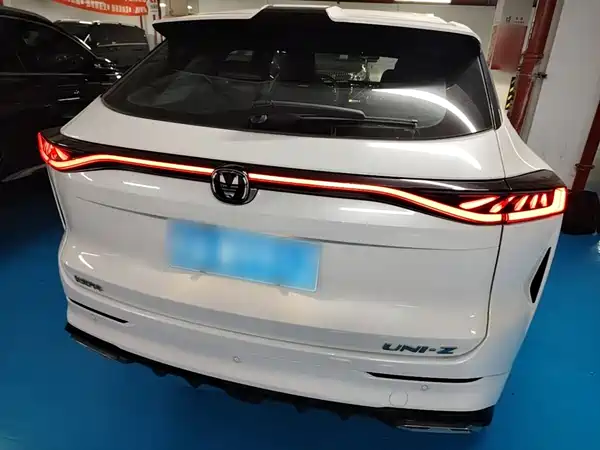 Changan UNI-Z 2024