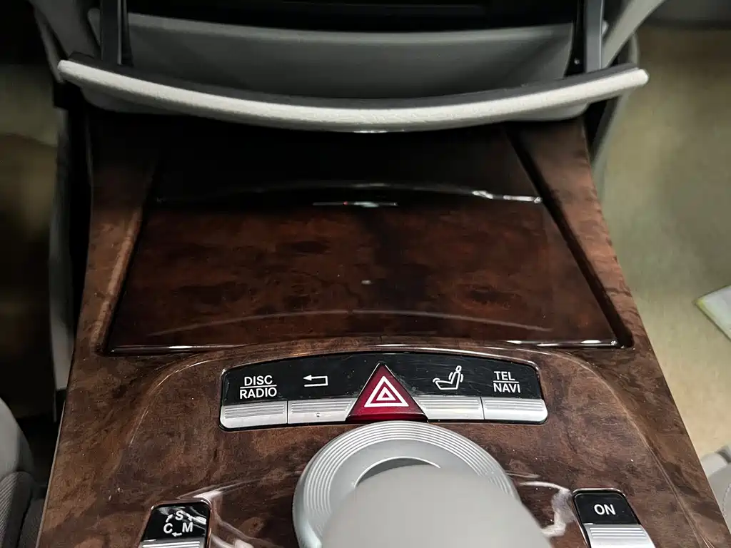 Mercedes-Benz S-Class 2010 — фото 11