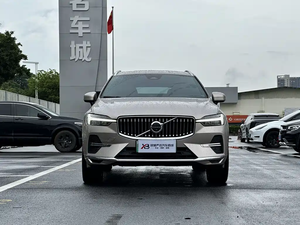 Volvo XC60 PHEV 2024 — фото 2