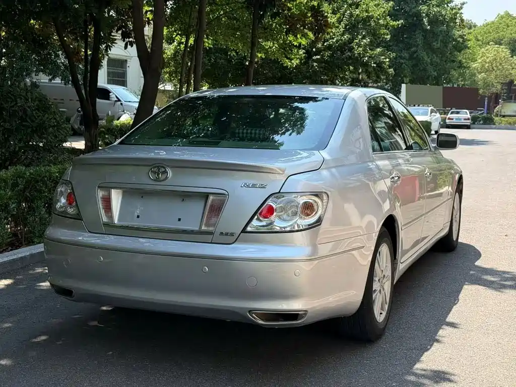 Toyota Reiz 2007