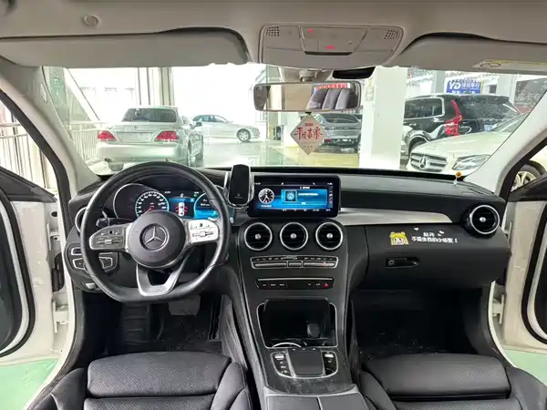 Mercedes-Benz C-Class 2020