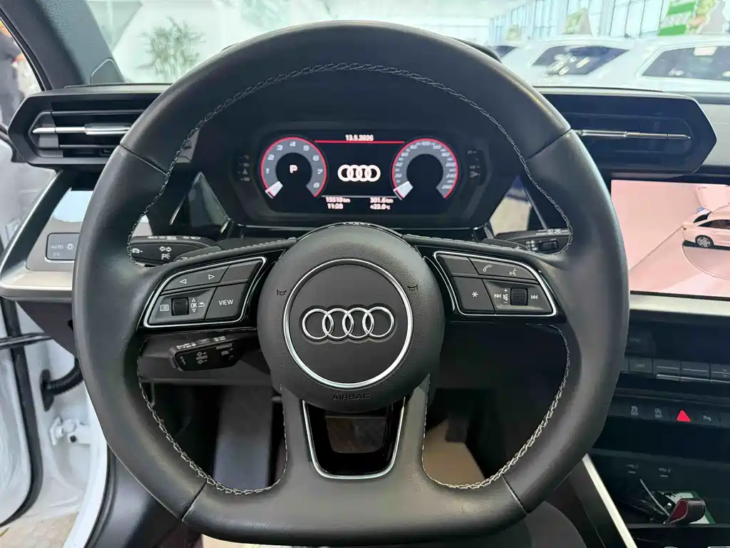 Audi A3 2022 — фото 12