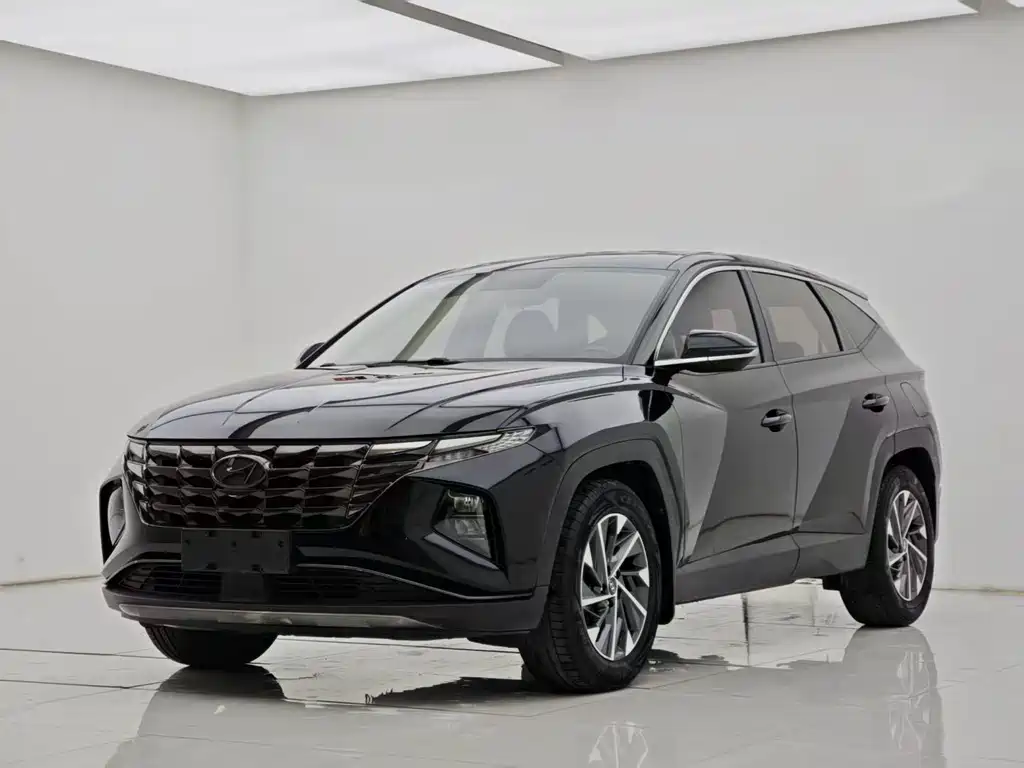 Hyundai Tucson 2022 — фото 1
