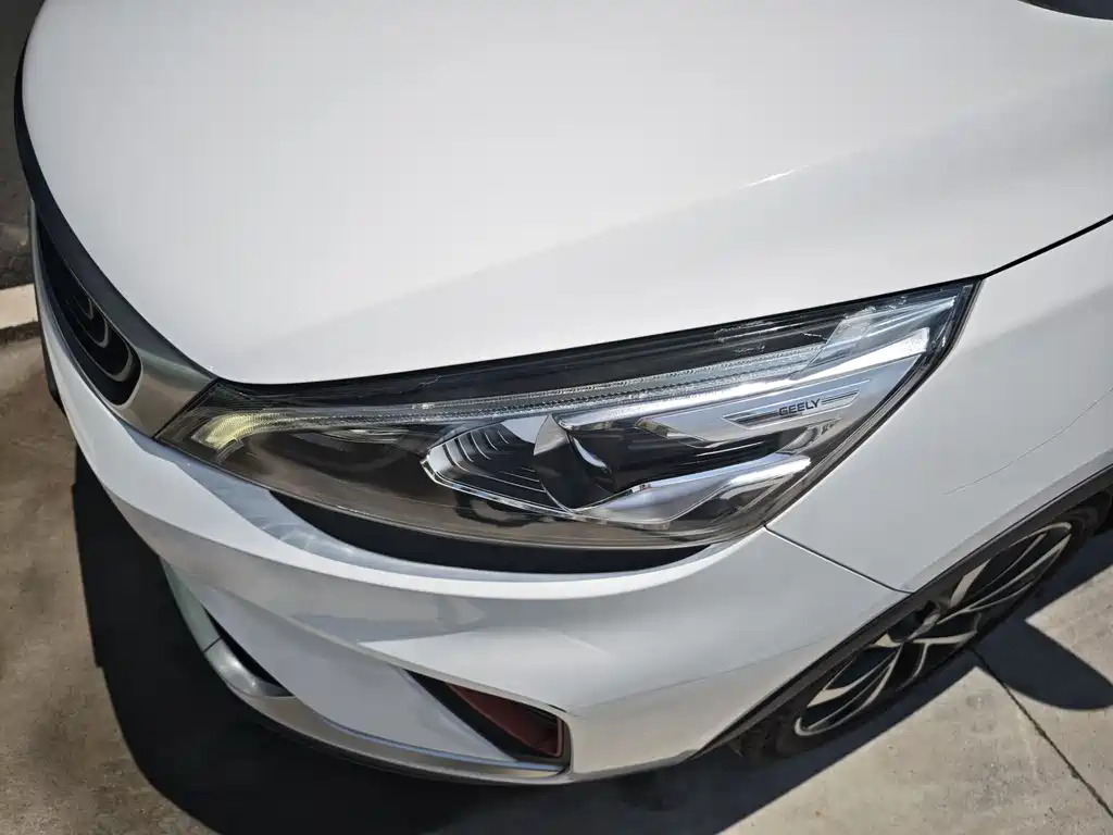 Geely Emgrand GS 2020 — фото 15