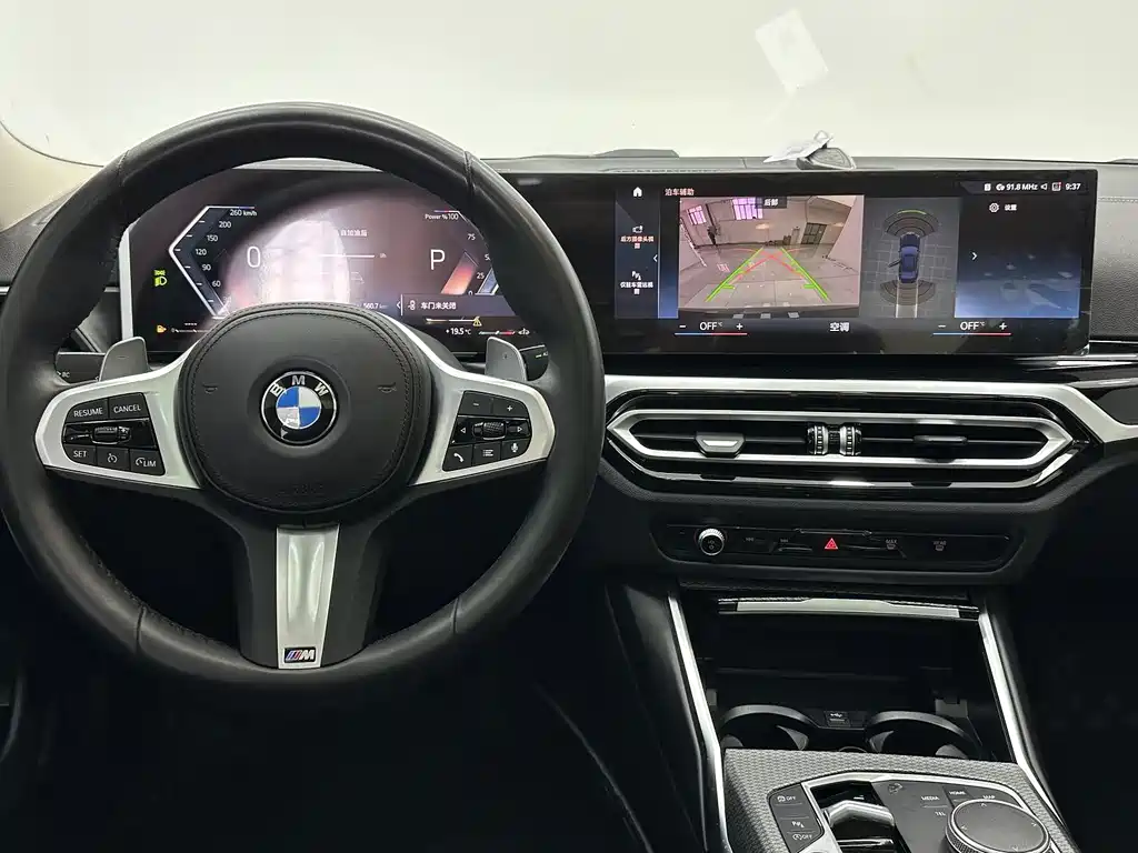 BMW 3 Series 2023 — фото 11